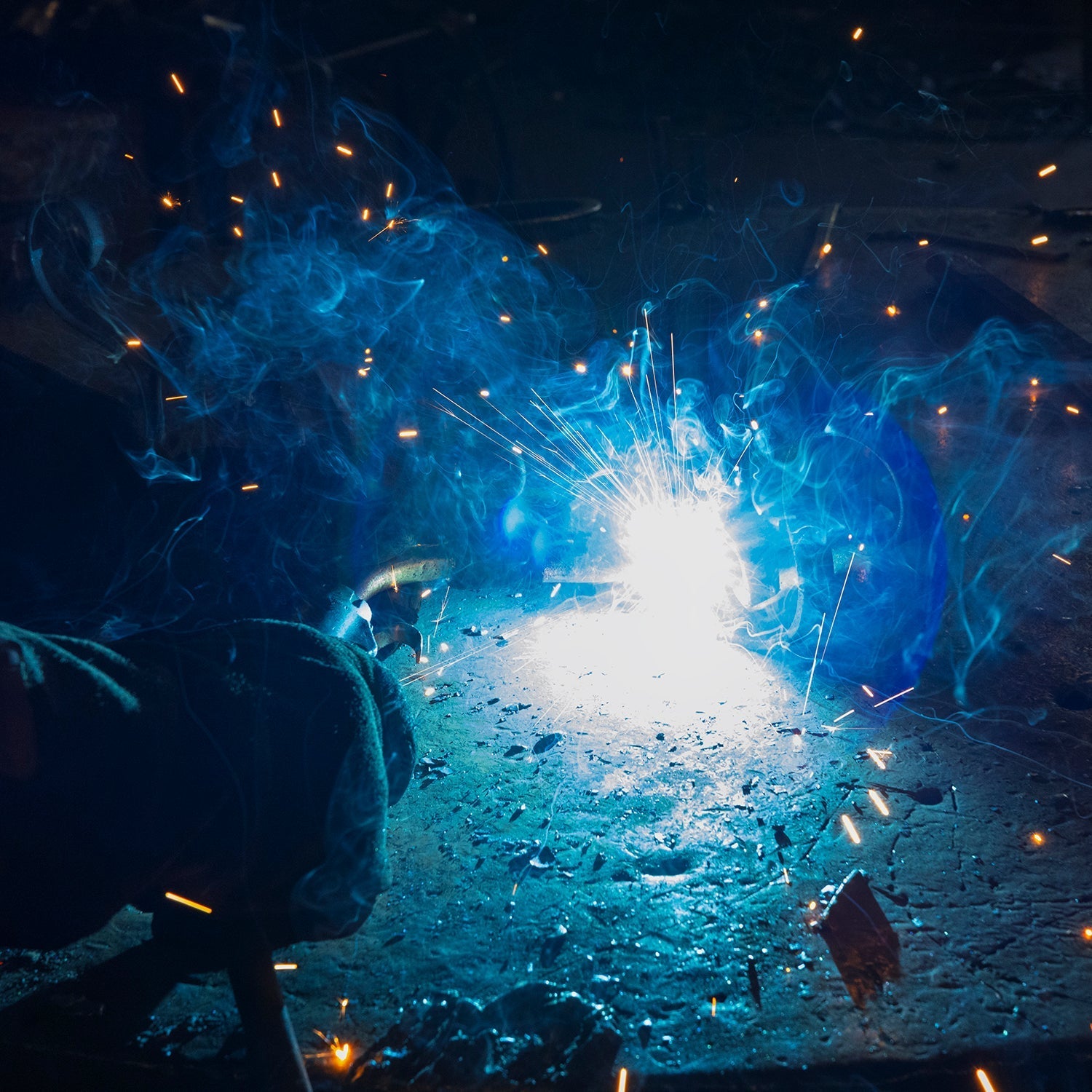 How Wrought Iron Chandeliers Are Made: From Forge to Finished Light